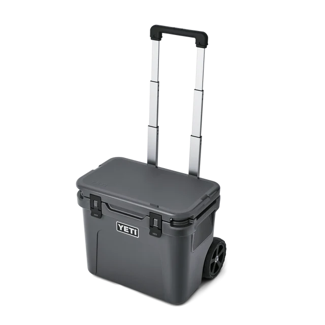 Yeti Roadie 32 Hard Cooler with Wheels